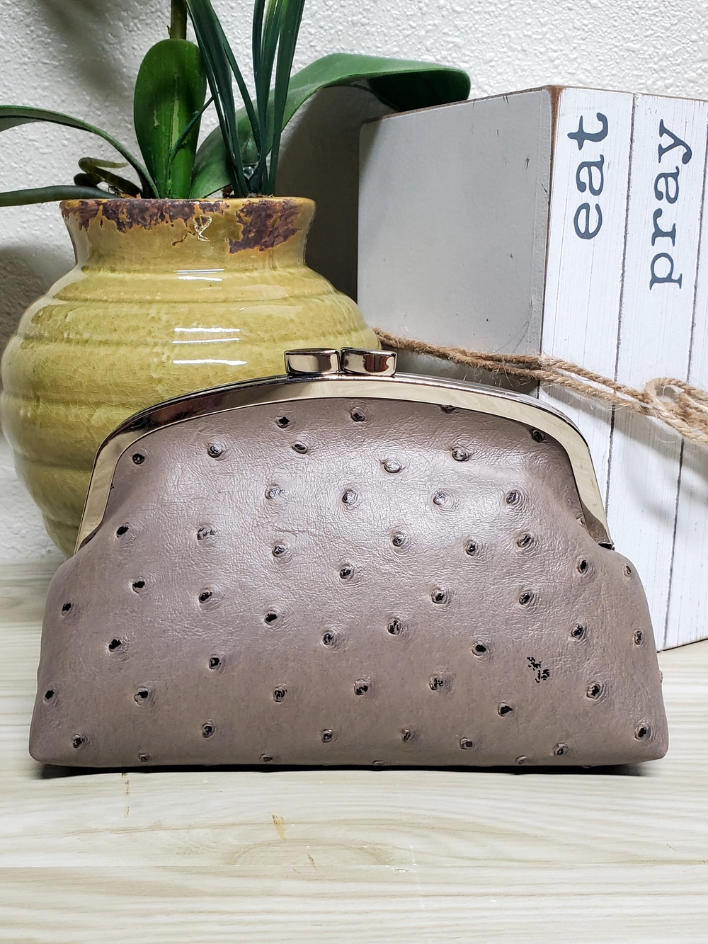 3/$15 Metropolitan Faux Ostrich Taupe Textured Kiss-Lock Clutch